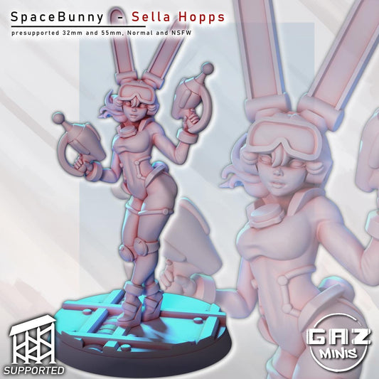 Retro Space Bunny Girl | Pin Up Miniature | Gaz Minis